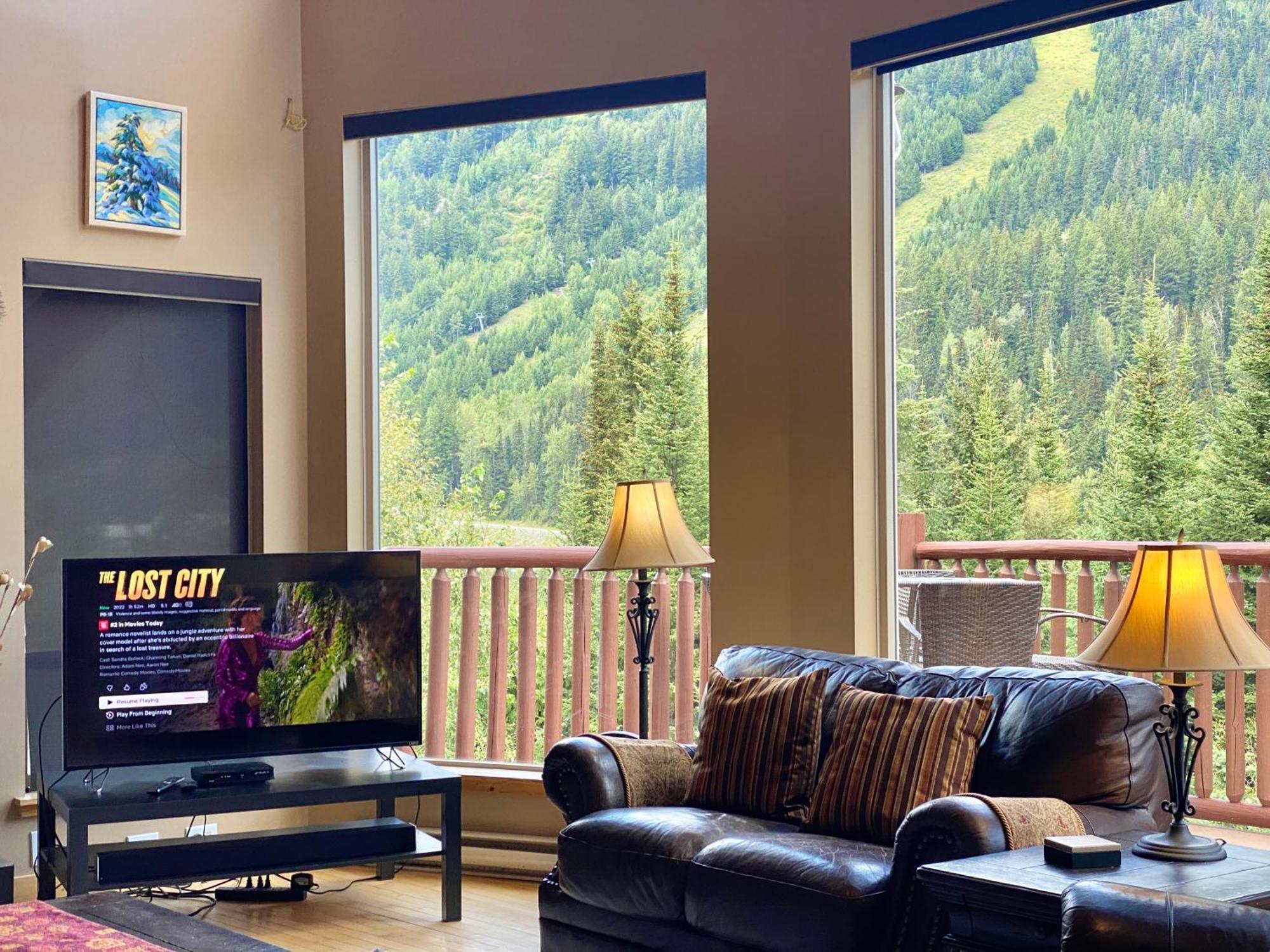 Morrisey Chalet At Sun Peaks Eksteriør bilde